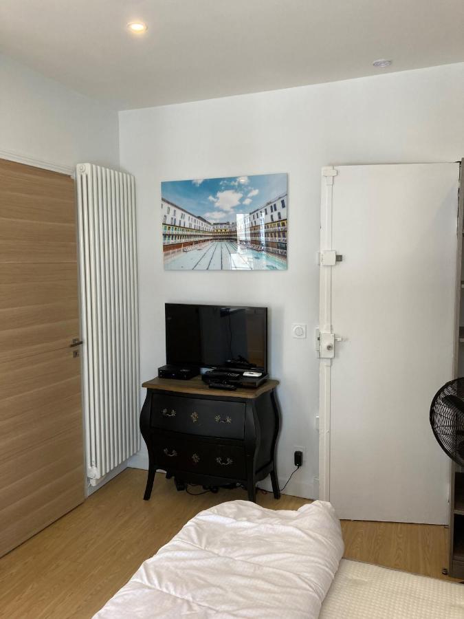 Pied A Terre Saint-Germain-Des-Pres Apartment ปารีส ภายนอก รูปภาพ